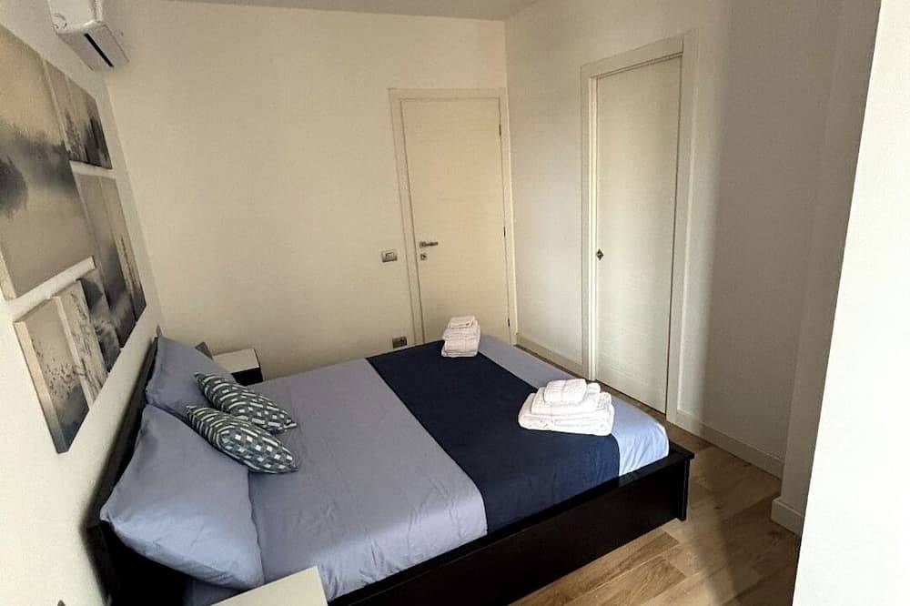 Entire apartment, Prestige Miranda House Roma Ostia, Two-room apartment Comfortable, Elegant. in Ostia, Rome