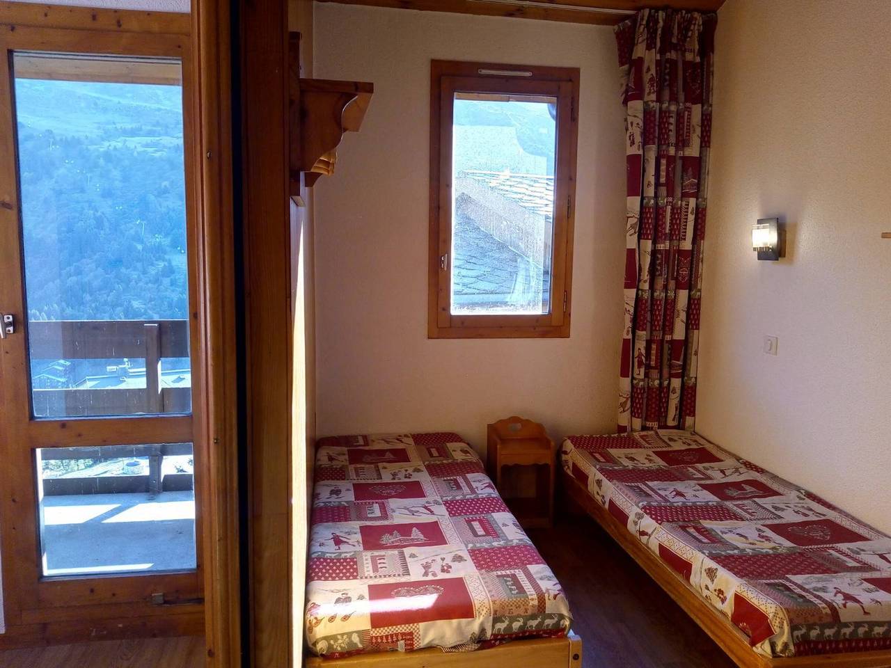 Entire studio, Charming Apartment Méribel Mottaret, 5 People, Slope Access, Near Shops in Méribel-Mottaret, Les Allues