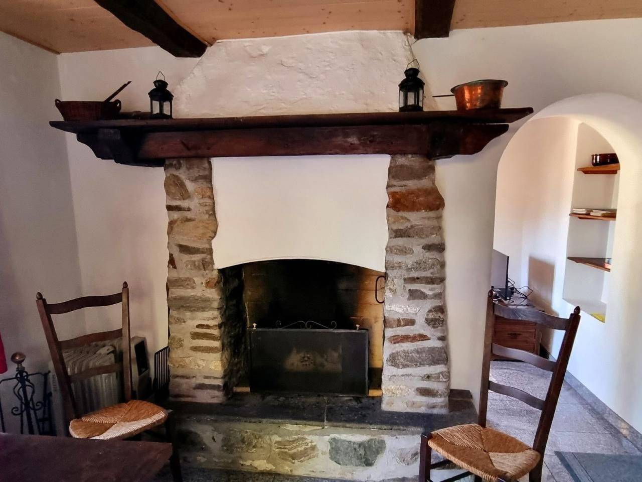 Rustico Casa Weber in Gambarogno, Lago Maggiore (Schweiz)