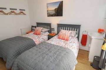 Cottage for 4 People in Shanklin, Isle of Wight, Photo 3