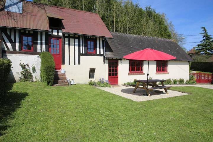 Location de vacances pour 5 personnes, avec vue et terrasse, animaux acceptés à Bonnebosq