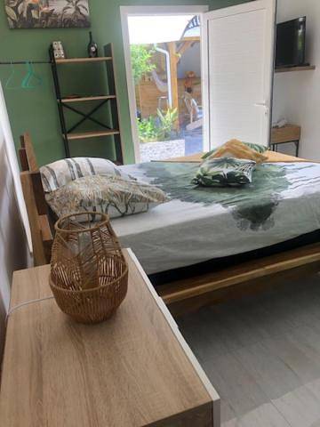 Maison d’hôte pour 2 personnes, avec vue ainsi que jardin et terrasse à Deshaies - 3