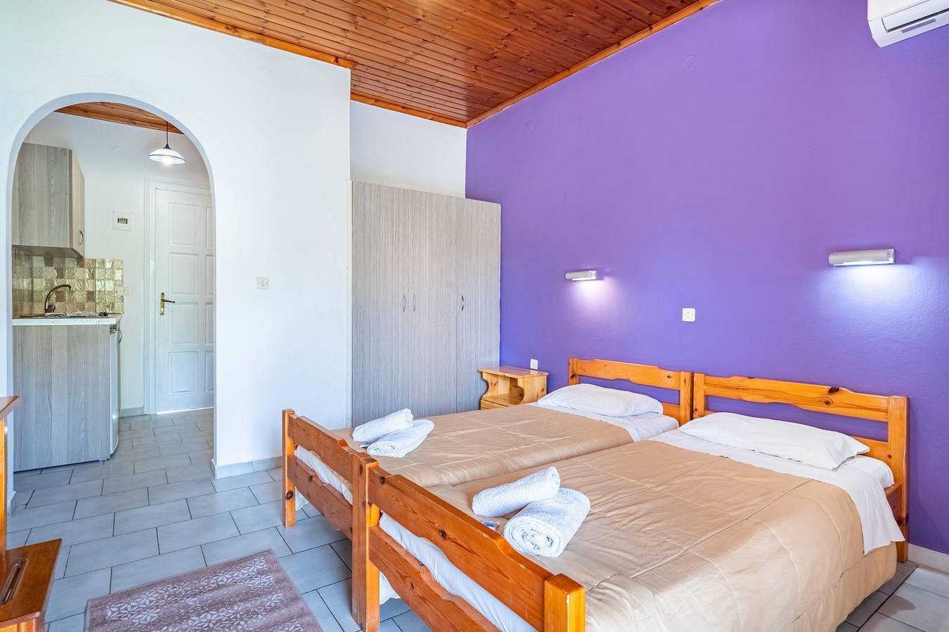 Estudio entero, Apartamento estudio 'Maltas 20' con terraza compartida, Wi-Fi y aire acondicionado. in Corfú