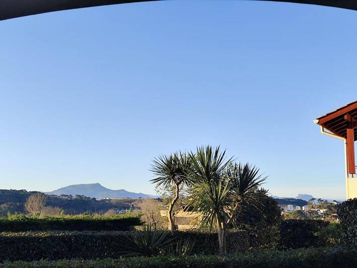 Gîte pour 4 personnes, avec piscine ainsi que jardin et vue, animaux acceptés dans Plage La Milady - 4
