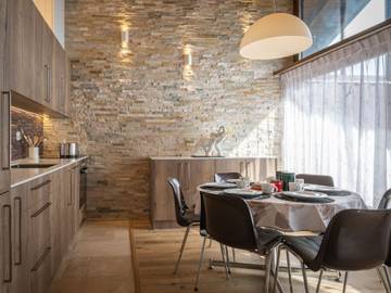 Gîte pour 6 personnes, avec balcon à Leytron