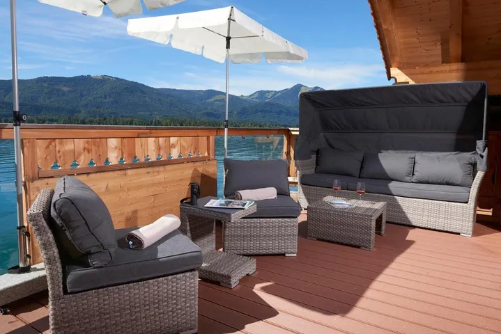 Chalet für 4 Personen, mit Seeblick und Terrasse sowie Ausblick und Sauna - 1