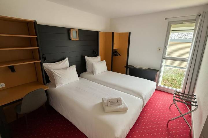 Hôtel pour 4 personnes, avec jardin à Langon - 2