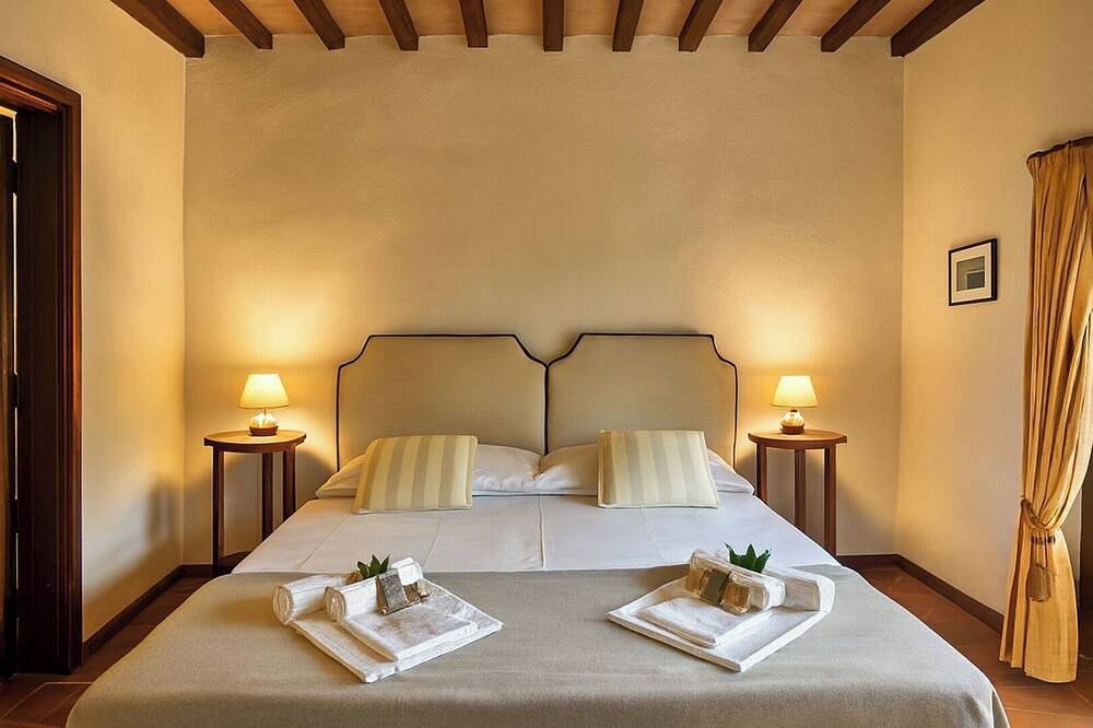 Villa Luisa - Farmhouse with private pool in Fiano, Certaldo
