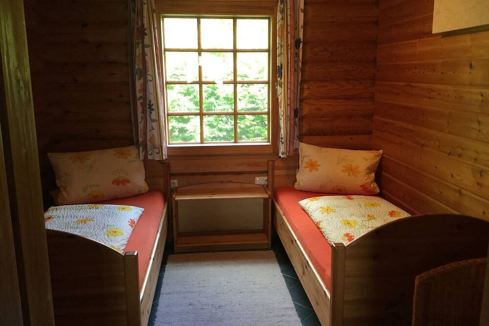 Komfortables Holzblockhaus nahe Rothenburg o. d. Tauber in Creglingen, Taubertal