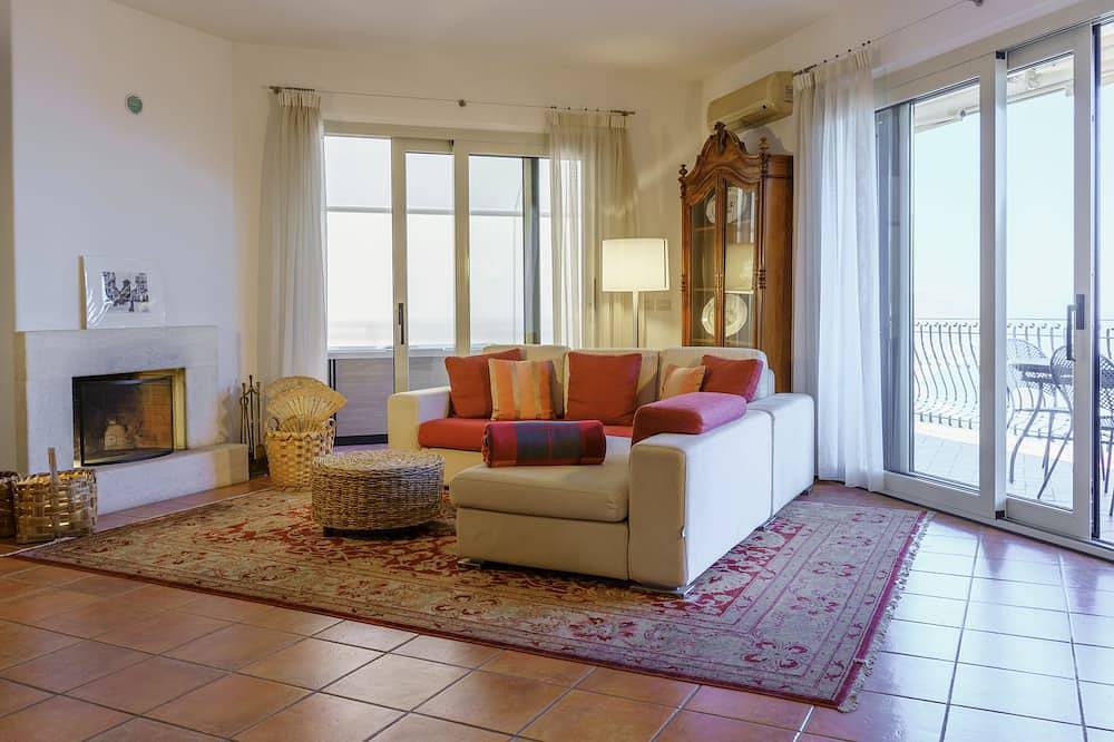 Taorminapartments 180mq con Spa vista mare in Taormina, Provincia di Messina