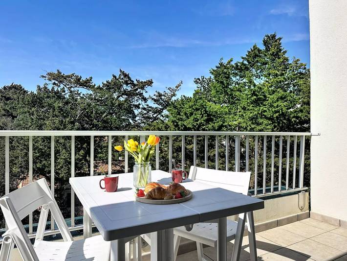 Gîte pour 4 personnes, avec balcon dans Plage de La Source - 2