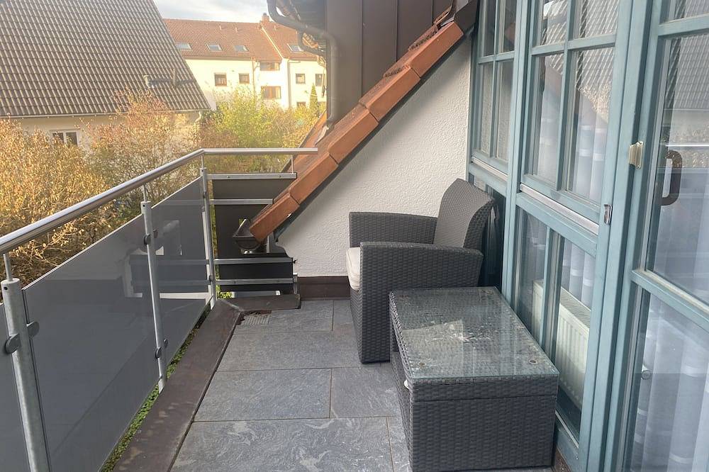 Ganze Wohnung, Schöne 2 Zimmer Ferienwohnung mit Balkon in Lauchheim, Schwäbische Ostalb
