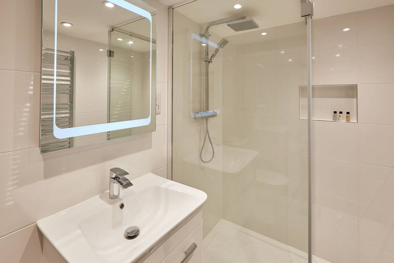 Entire apartment, Host Stay Staffordshire Hideaway in Whitby, North York Moors National Park