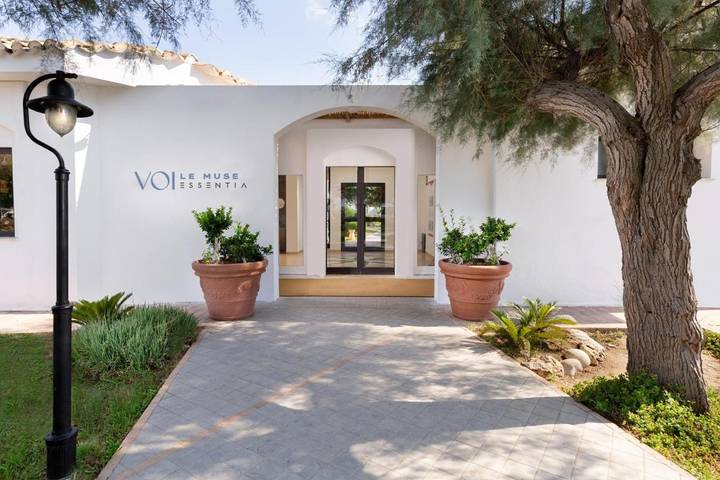 Parc de vacances pour 4 personnes, avec piscine ainsi que vue et terrasse à Zambrone - 2