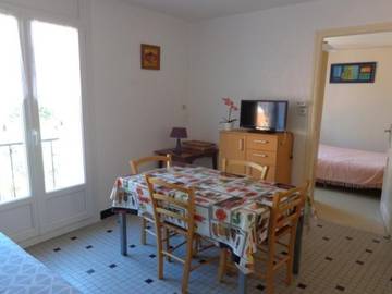Gîte pour 4 personnes, avec balcon dans Office De Tourisme D Amelie Les Bains