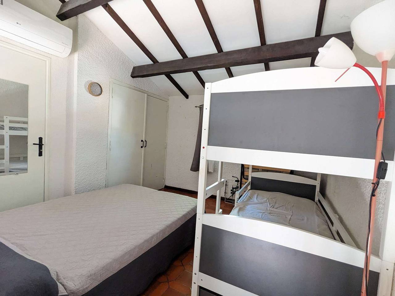Studio entier, Appartement lumineux à Marseillan, climatisé, parking privé, 5 pers. in Marseillan-Plage, Marseillan