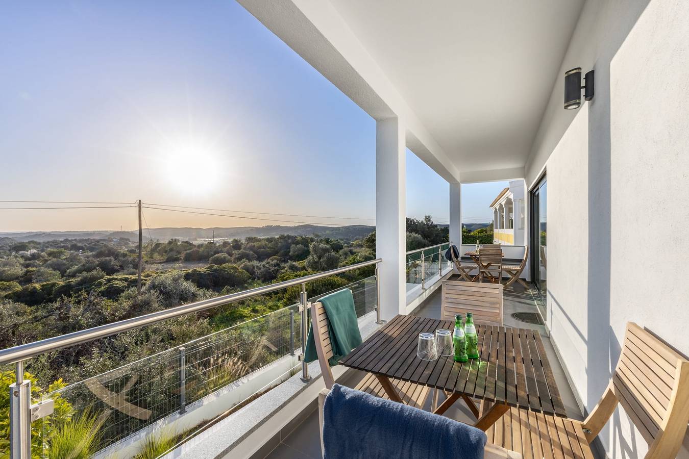 Villa für 8 Personen mit Terrasse in Mexilhoeira Grande, Faro Distrikt