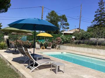 Chambre d’hôte pour 4 personnes, avec jardin ainsi que piscine et terrasse, adapté aux familles à Peymeinade