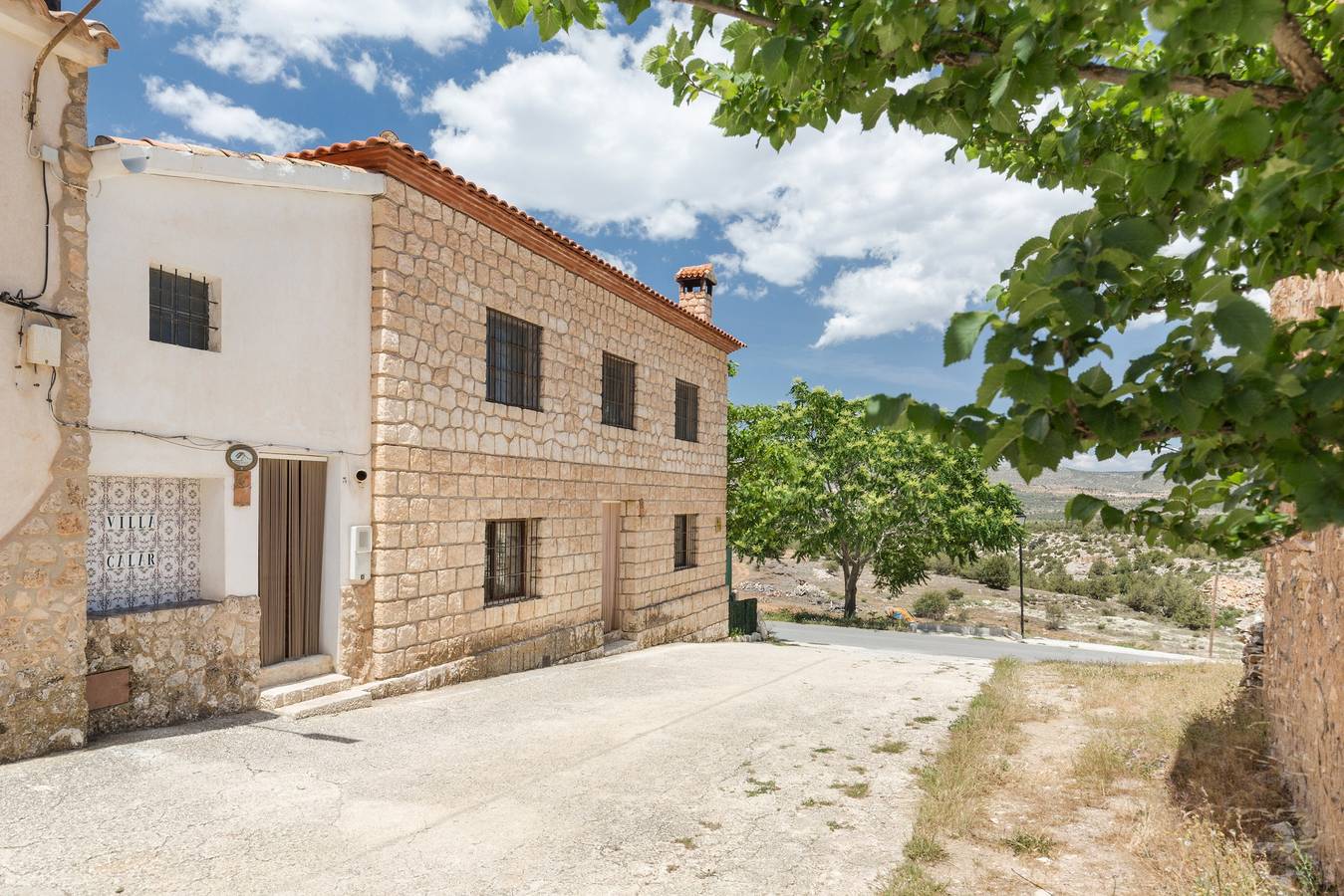 Appartement entier, Appartement 'Villacalar Il' avec vue sur la montagne, jardin privé et Wi-Fi in Calar de la Santa, Moratalla