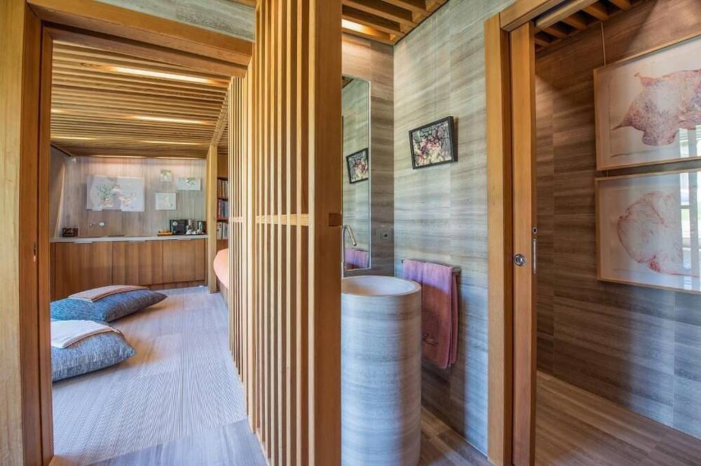 Magic Genève - Luxury Suite with Spa and Pool in Lake Geneva