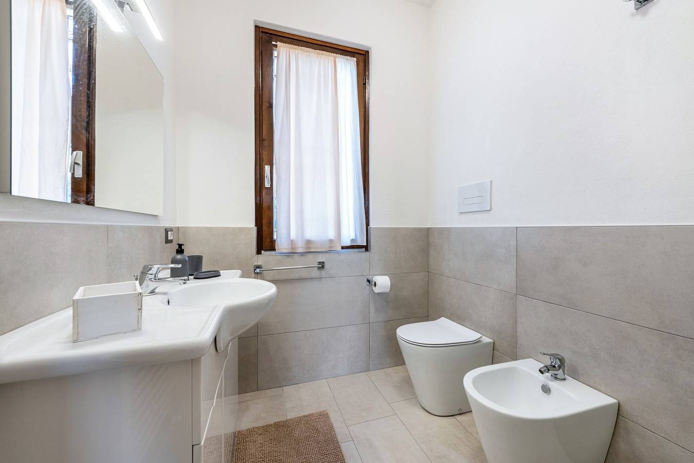 Appartement "Al Porto Balkon Dicht bij het Meer" met Wi-Fi, foto 13