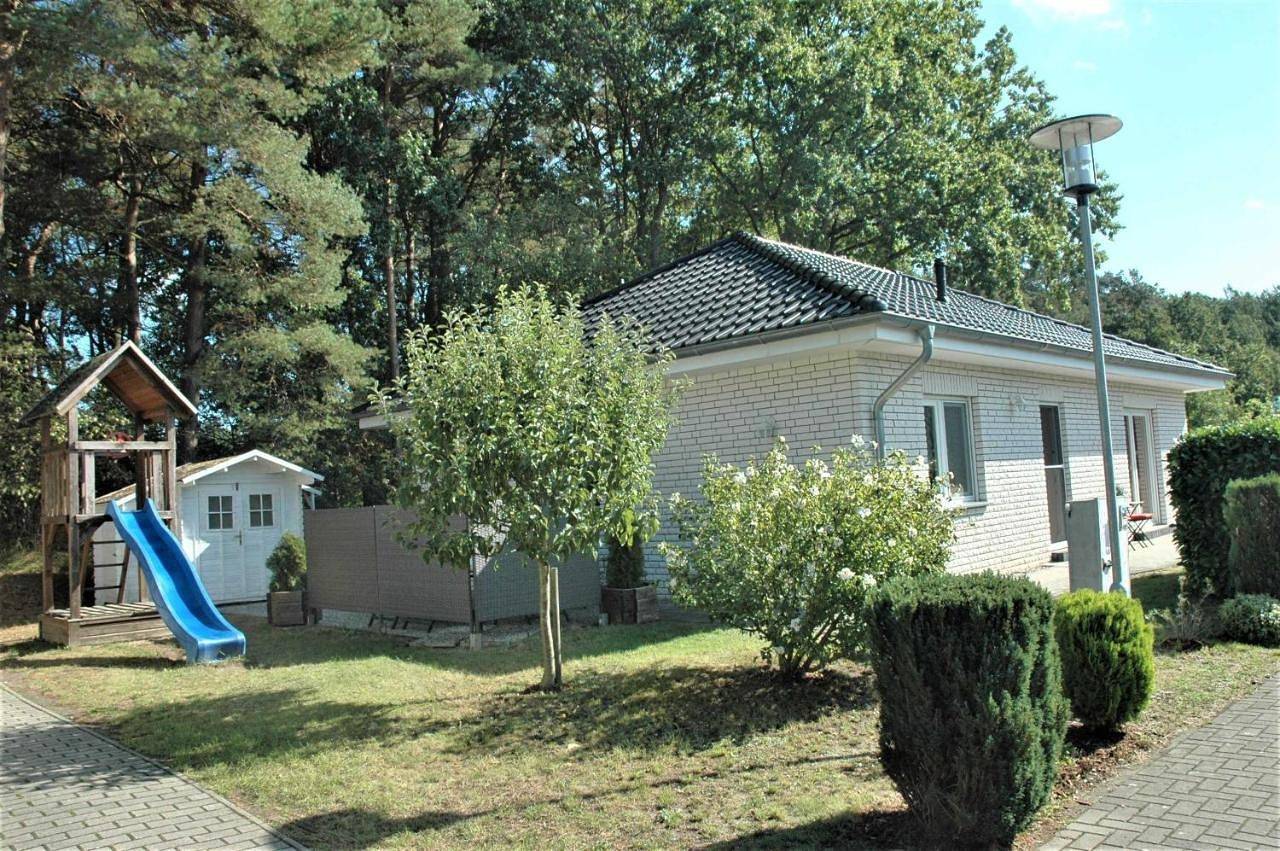 Apartment with Terrace in Karlshagen, Usedomer Norden