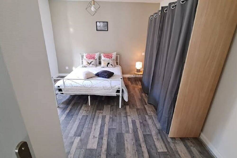 Ganze Wohnung, Bright, spacious apartment in Toul