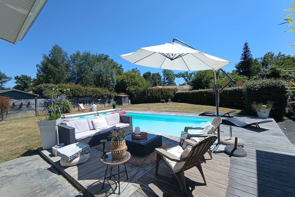 Air-conditioned villa for rent between Bordeaux and Bassin d'Arcachon in Saint-Jean-d'Illac, Bordeaux und Umgebung