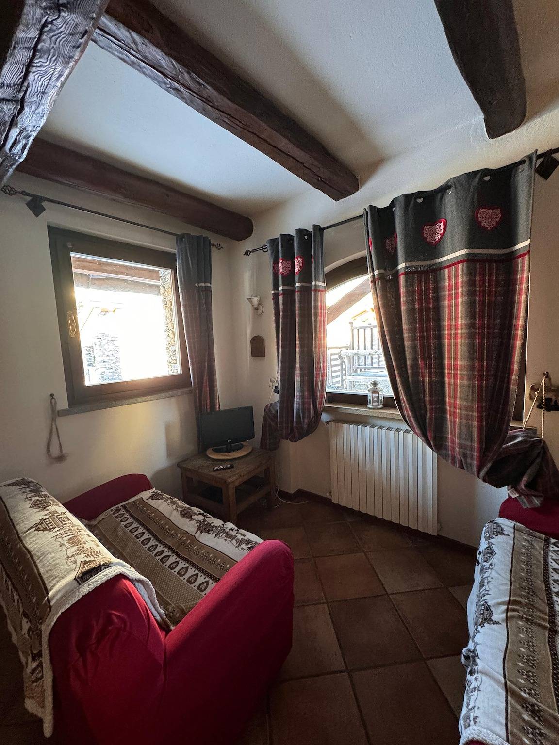 Ganze Wohnung, Apartment 'Baita Plagnol Sestriere Ski Slopes' mit Bergblick, Balkon und Wlan in Sestriere, Via Lattea