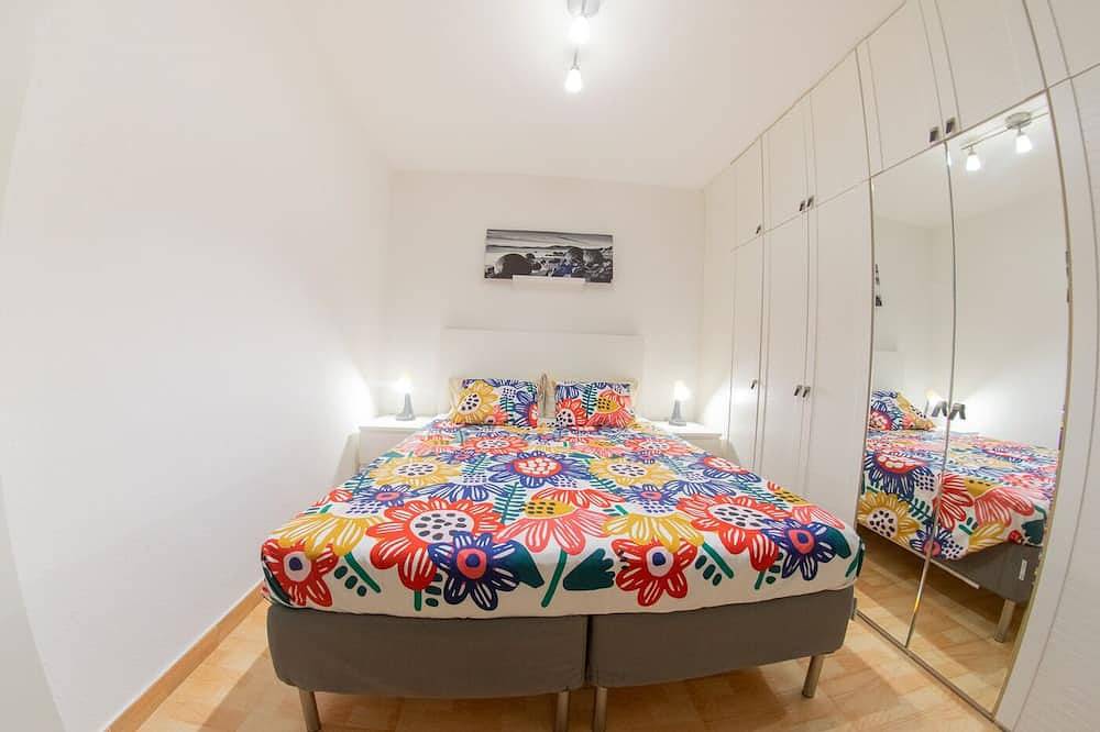Apartamento entero, Ahllenrock: ¡ Como un hotel, pero solo para ti ! in Cornellá de Llobregat, Bajo Llobregat
