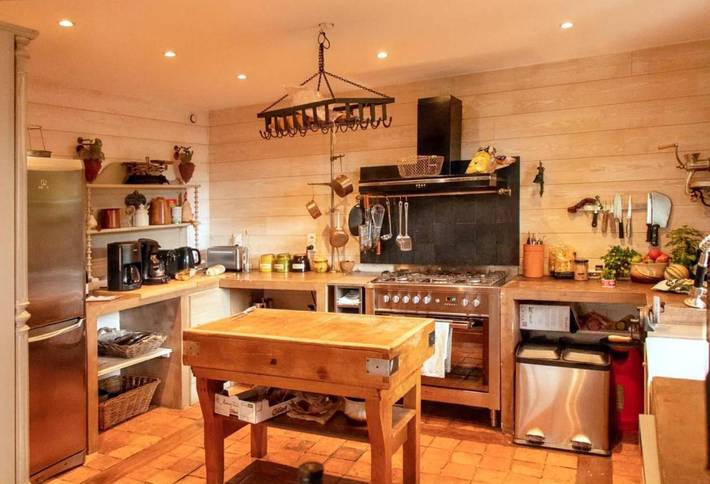 Gîte pour 8 personnes, avec terrasse ainsi que jardin et vue sur le lac à Marigny-l'Église - 2