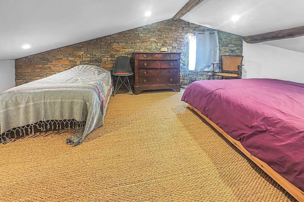 Stunning home in Cessenon sur Orb in Cessenon-sur-Orb, Béziers und Umgebung