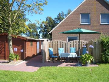 Bauernhaus für 6 Personen, mit Garten und Terrasse in Werdum