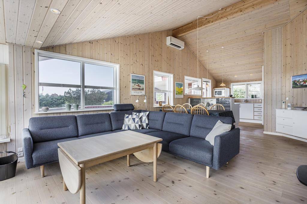 Bright holiday home in a lovely area near Lønstrup beach in lønstrup, Hjørring Region