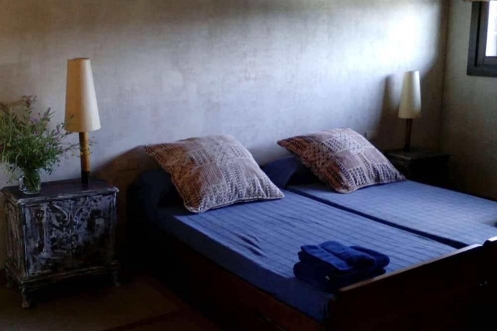 Nahuja I - Fünf Schlafzimmer Kleines Landhaus, Schläft 12 in Nahuja, Parc naturel régional des Pyrénées catalanes