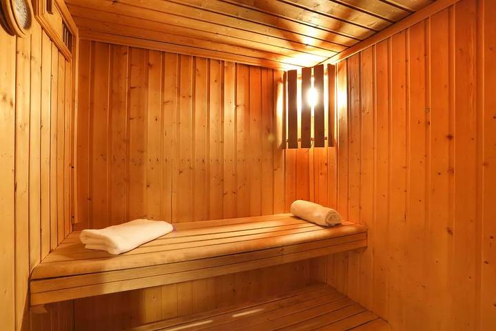 Gîte pour 5 personnes, avec sauna et piscine à Loudenvielle - 4