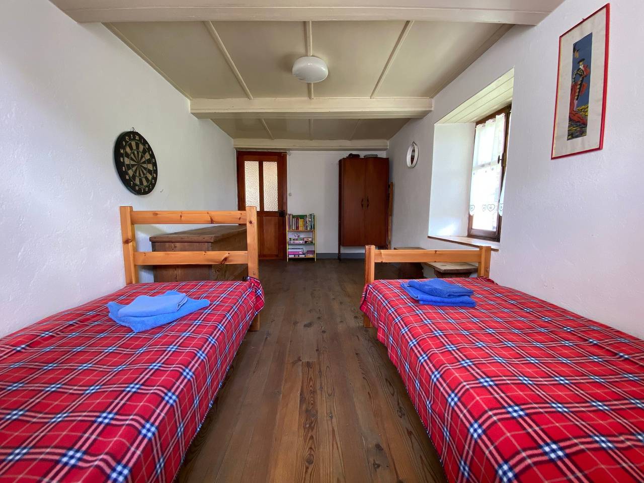 Appartamento intero, Appartamento "La Casa di Sissy". Vista giardino e montagne, Wi-Fi, giardino e terrazza; Pet Friendly in Trasquera, Verbano-Cusio-Ossola e dintorni