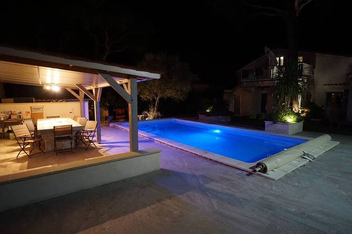 Gîte pour 8 personnes, avec Jardin