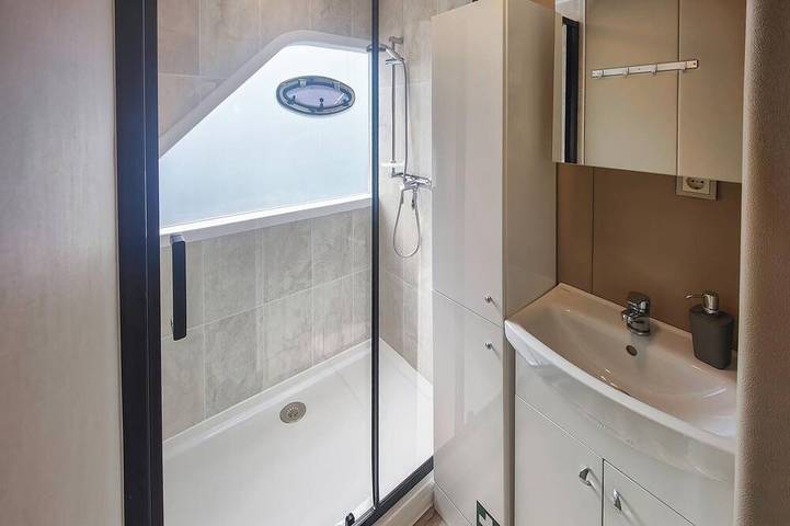 Hausboot für 4 Personen in Mecklenburgische Seenplatte - 4