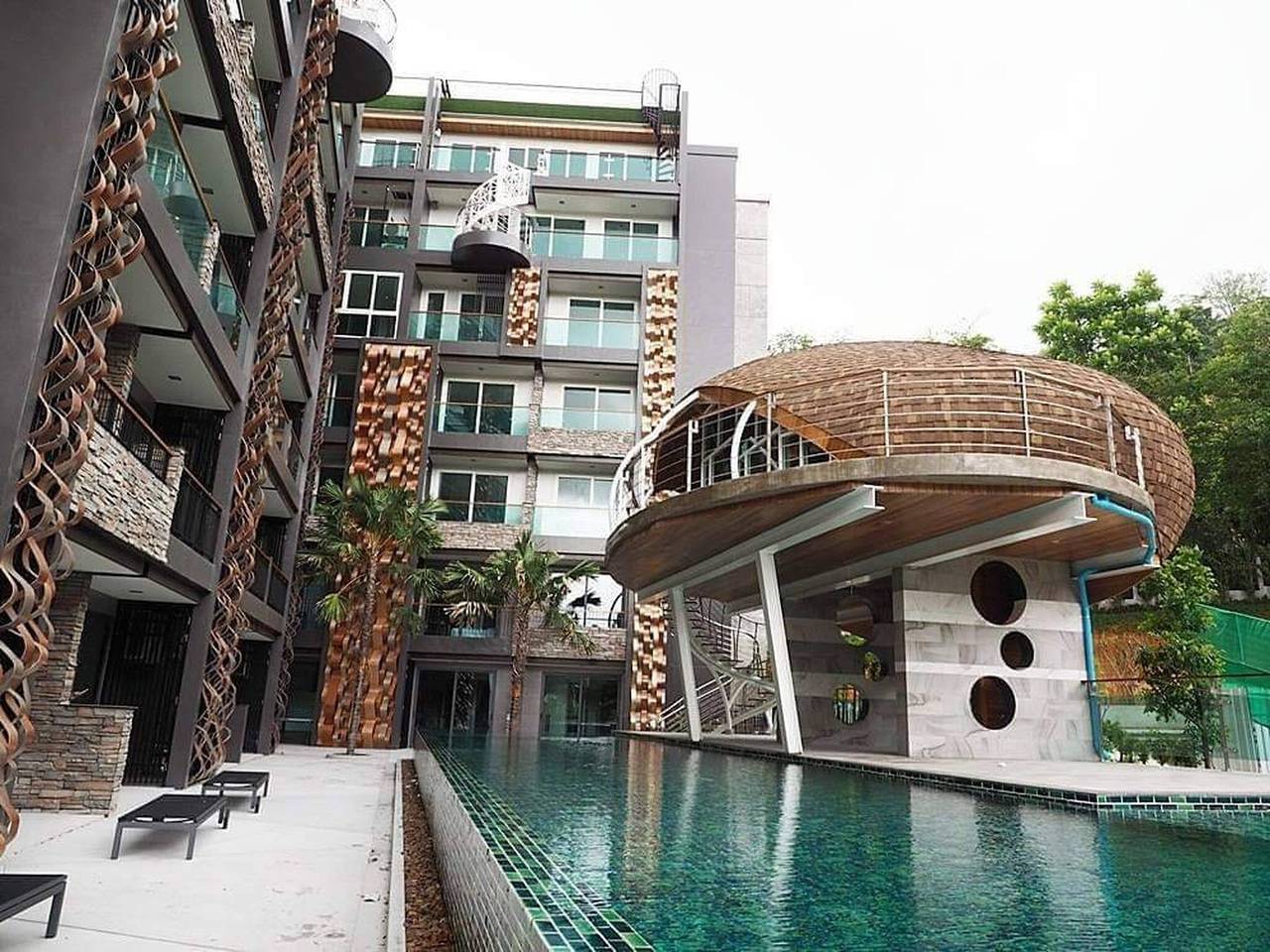 Apartamento entero, Emerald 521 - Estudio con balcón y piscina compartida in Patong Beach, Provincia de Phuket