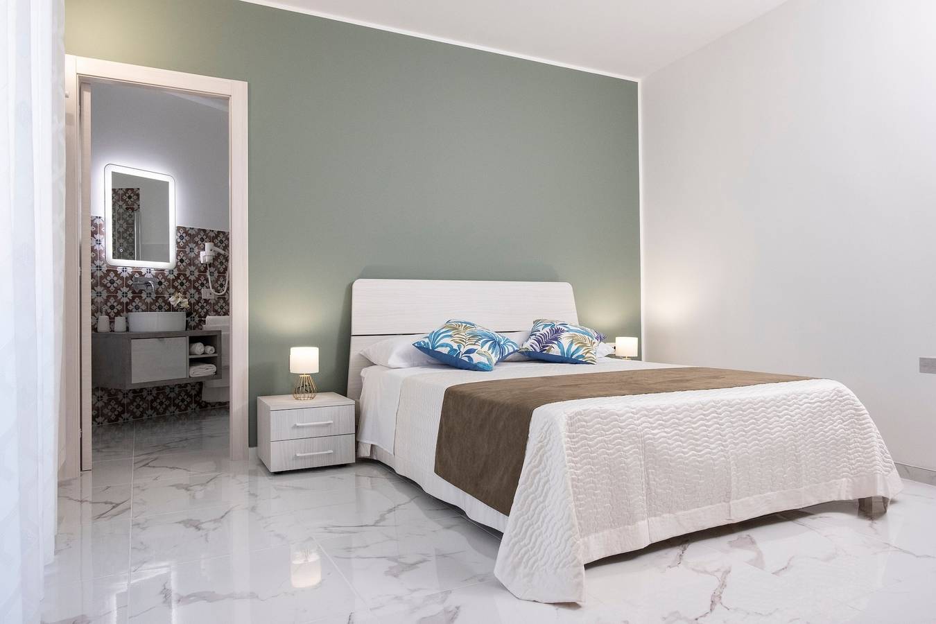 Gästehaus 'Verde Salvia Prestige' mit Gemeinschaftsterrasse, Wlan und Klimaanlage in Marsala, Trapani Provinz