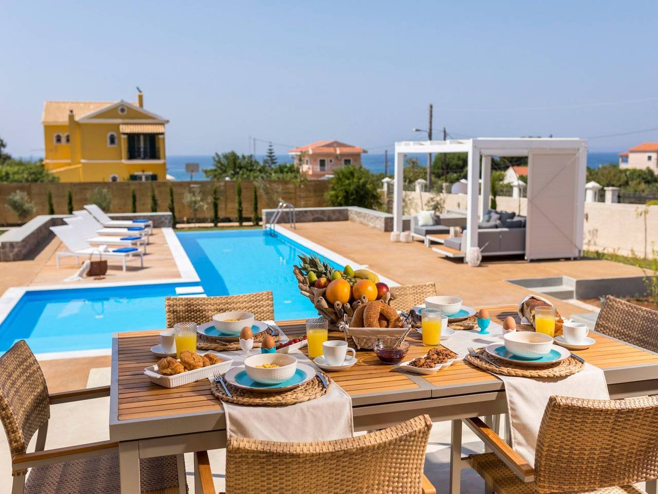"Casa Alta Mare" direkt am Strand in Corfou