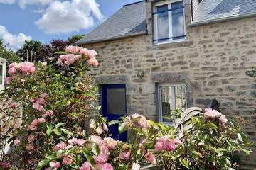 Gîte pour 4 personnes, avec jardin et terrasse à Quévert
