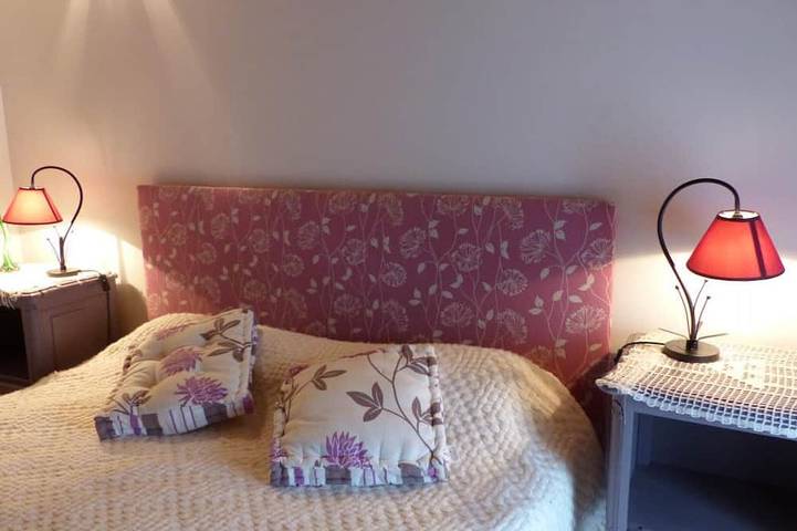 Gîte pour 7 personnes, avec jardin à Barrais-Bussolles - 3