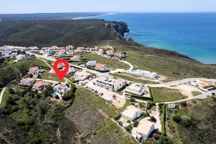 Ferienhaus für 8 Personen, mit Balkon und Terrasse sowie Garten und Ausblick in Aljezur - 3