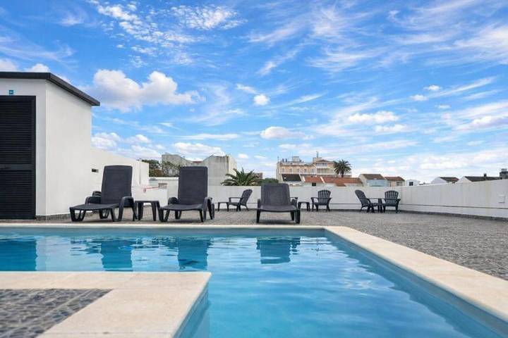 Casa de huéspuedes para 2 personas, con piscina y terraza en Ponta Delgada