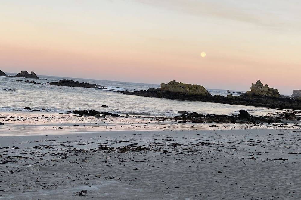 The house of the end of the world in Porspoder, Región de Brest