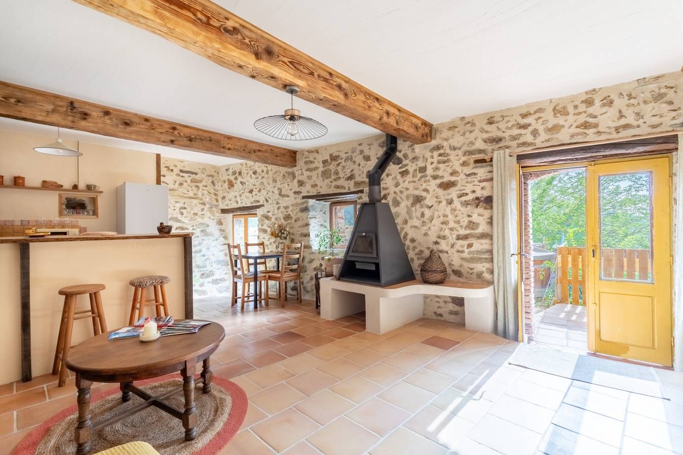 Casa di campagna 'Mas Vizern' con vista sulle montagne, giardino privato e Wi-Fi in Taillet, Costa mediterranea (Francia)