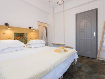 Maison d’hôte pour 2 personnes, avec vue et jardin dans Aliki