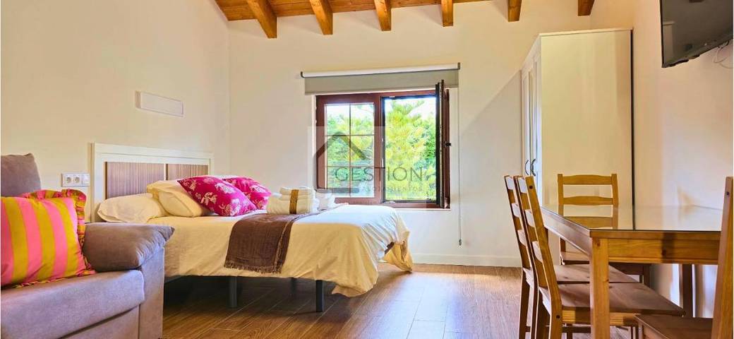 Apartamento para 3 personas, con vistas y terraza en Carreño